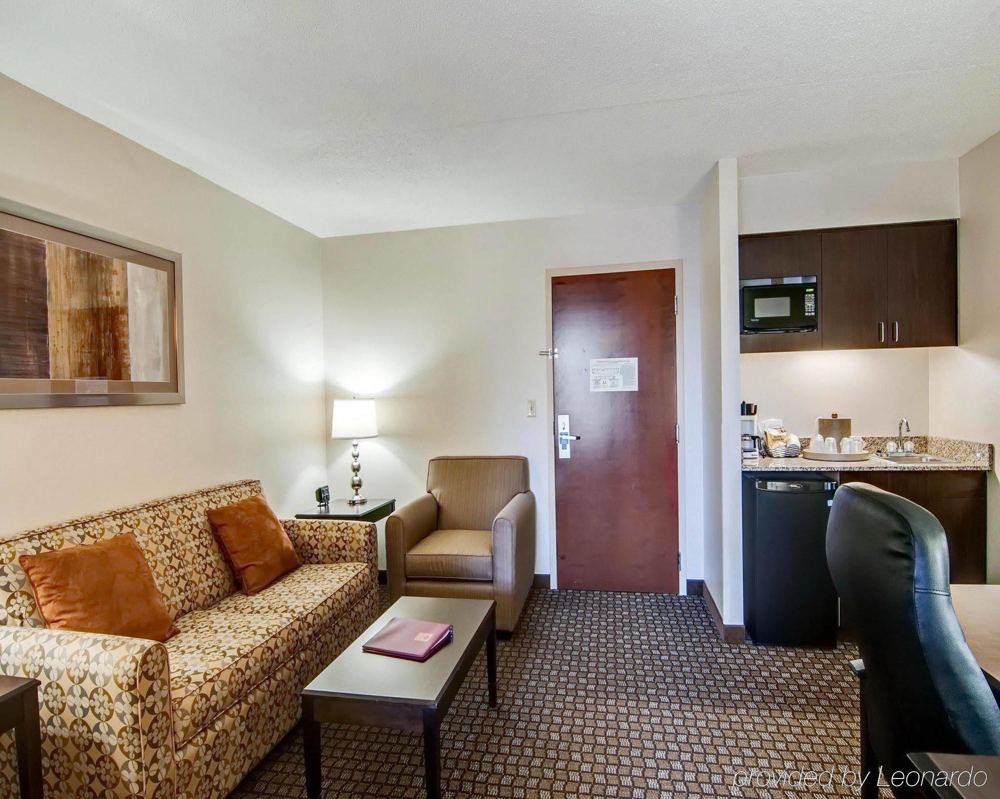 Holiday Inn Express Blacksburg By Ihg Exterior foto